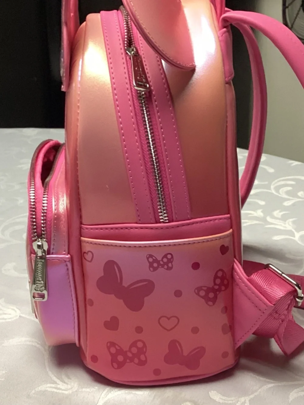 MINNIE. MOUSE PINK BACK PACK so cute CONFETTI EARS. CUTESY 🌸🌸🌸🌸🌸